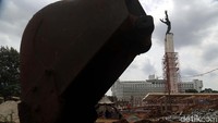 Pertama adalah zona satu yang meliputi Monumen Pembebasan Irian Barat. Zona dua, yakni tempat olahraga. Sedangkan, zona tiga yakni zona taman.