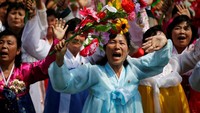 Parade ini dilakukan di alun-alun yang ada di pusat kota Pyongyang.