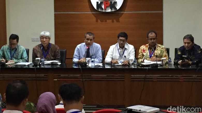 Gandeng 5 Kementerian, KPK Cabut 2.500 Izin Tambang Bermasalah Gandeng 5 Kementerian, KPK Cabut 2.500 Izin Tambang Bermasalah