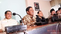 Rombongan DPD I Golkar ini kemudian diterima oleh Ketua Harian Golkar Nurdin Halid dan Plt. Ketum Golkar Idrus Marham.