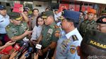 Sorot Kamera di DPR untuk Marsekal Hadi Calon Panglima TNI