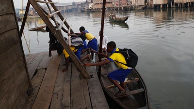 Foto: Sekolah Terapung ala Nigeria