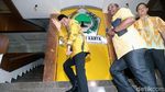Sambangi DPP, DPD I Golkar Minta Munaslub