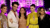 Jadi pilih siapa nih Bella? Vittorio Zunino Celotto/Getty Images for Bulgari/detikFoto.