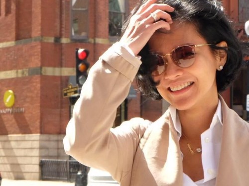 Selain masuk ke dalam daftar 50 besar orang terkaya di Indonesia, Arini pertama kali menjadi wanita paling kaya di Indonesia.