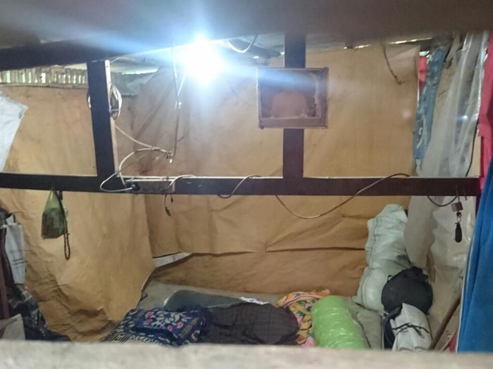 Kisah Kakek Suharyono, Hidup Sebatang Kara di Bekas Kandang Kambing