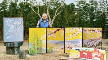 Kakek itu bernama Tatsuo Horiuch usia 77 tahun asal Jepang. Di usia senjanya ia telah menghasilkan deretan lukisan yang memukau. (Foto: Tatsuo Horiuchi)