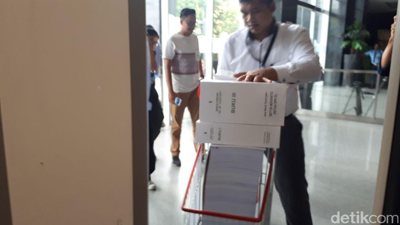 Terima Berkas Novanto, PN Tipikor Segera Tentukan Majelis Hakim Terima Berkas Novanto, PN Tipikor Segera Tentukan Majelis Hakim