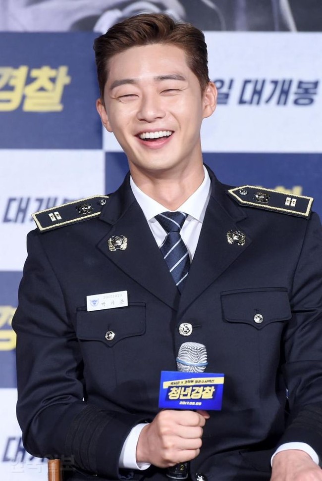 Bagaimana penampilan Park Seo Joon di film Midnight Runners? Tentu kharismanya terlihat. Foto: Istimewa