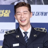 Bagaimana penampilan Park Seo Joon di film Midnight Runners? Tentu kharismanya terlihat. Foto: Istimewa