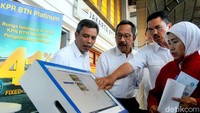 Stasiun kereta api, mal, kantor mitra BTN dan perumahan akan menjadi lokasi BTN dalam menggelar parade KPR tersebut.