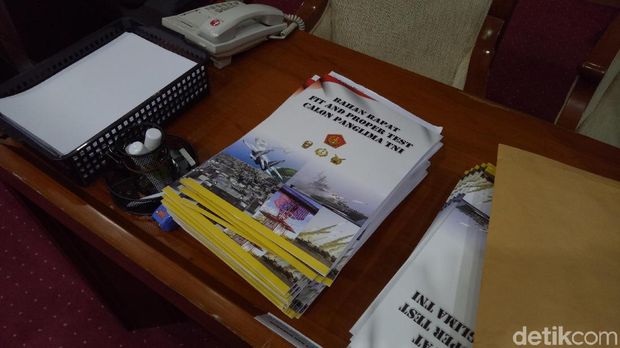 Berkas uji kepatutan dan kelayakan calon Panglima TNI