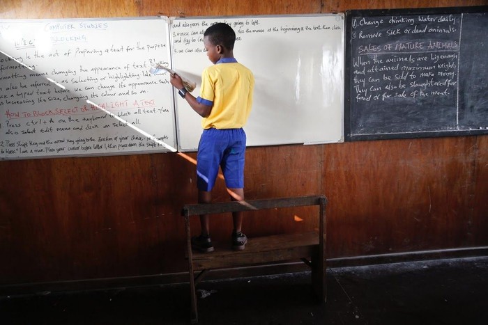 Sekolah terapung di Nigeria