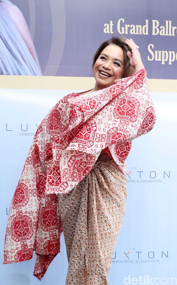 Ruth Sahanaya Ruth Sahanaya saat ditemui di kawasan Senopati.