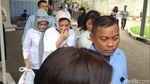 Momen Istri dan Anak Jenguk Setya Novanto di Rutan
