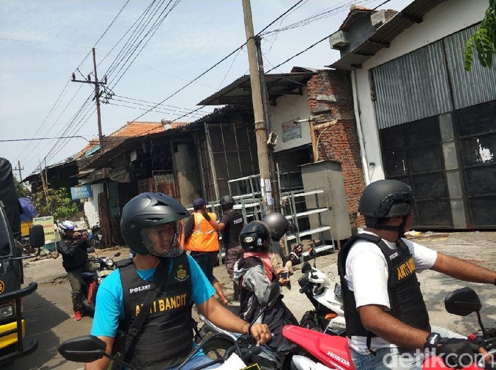 Operasi Preman di Surabaya, 7 Orang Diringkus Tim Anti Bandit