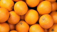 Jeruk Navel : Jeruk yang paling populer ini bisa memperkuat daya tahan tubuh. Kandungan vitamin C dalam jeruk bisa mencegah beragam kanker. Foto: iStock
