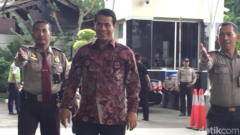 Menteri Pertanian Temui Pimpinan KPK Bahas Lahan Sawit Menteri Pertanian Temui Pimpinan KPK Bahas Lahan Sawit