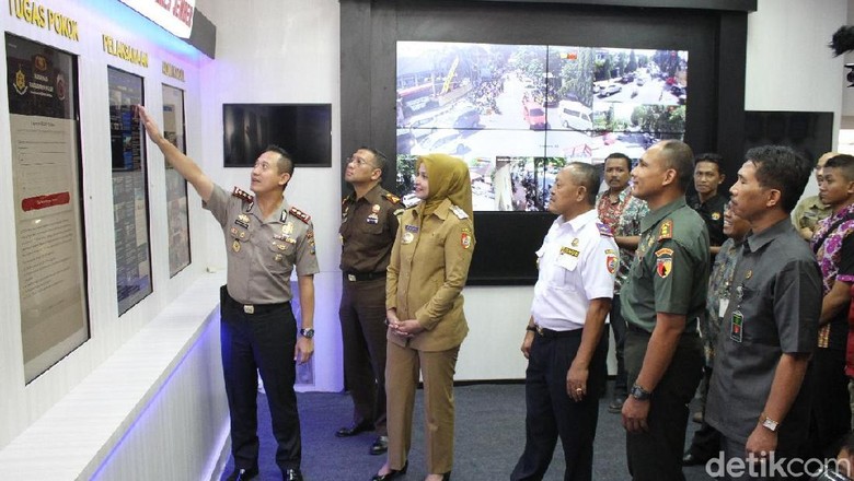 216 CCTV di Jember Siap Intai Bandit Jalanan 216 CCTV di Jember Siap Intai Bandit Jalanan