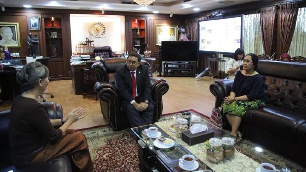 Wakil Ketua DPR RI Fadli Zon menerima kunjungan anggota parlemen Kamboja, Mu Sochua