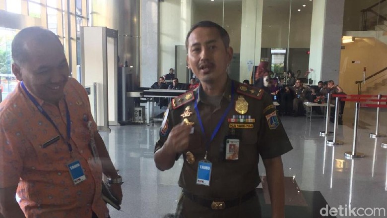 Kasatpol PP DKI Jakarta Datangi KPK, Ada Apa? Kasatpol PP DKI Jakarta Datangi KPK, Ada Apa?