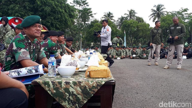 Jenderal Gatot Pamitan Ke Prajurit Kostrad Jenderal Gatot Pamitan Ke Prajurit Kostrad