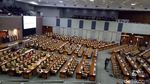 Foto: Kursi Paripurna DPR Kosong Melompong Pong Pong