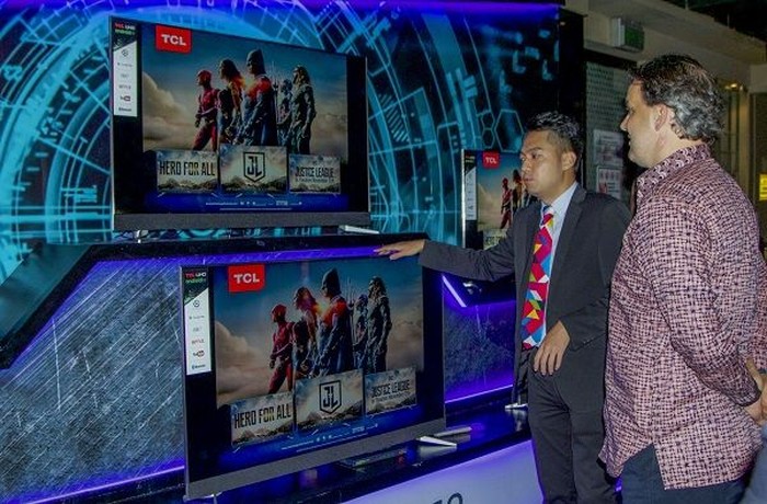 Televisi baru TCL. Foto: Muhamad Imron Rosyadi/inet Televisi baru TCL. Foto: Muhamad Imron Rosyadi/inet