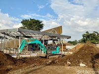 Jelang Pesta Tahun Baru, Proyek Taman Alun-alun Cicendo Dikebut