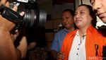Foto: Tiba di Kejari Depok, Bos First Travel Girang Banget