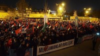 Unjuk rasa digelar warga Turki di depan gedung Kedubes AS di Ankara untuk menunjukkan perlawanan terhadap pengakuan Trump atas Yerusalem. (Foto: dok. Anadolu Agency)
