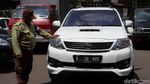 Foto: Melihat Lagi Deretan Mobil Mewah Bos First Travel