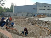 Jelang Pesta Tahun Baru, Proyek Taman Alun-alun Cicendo Dikebut