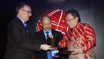 Penghargaan ICMA untuk Kepala Bappenas