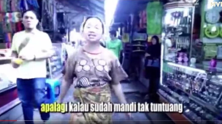 Fenomena Lagu Tak Tun Tuang Asal Minang yang Viral ke 