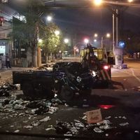 Pikap kecelakaan tunggal di Jalan Martadinata, Kota Bandung. 