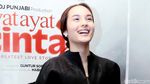 Lihat Senyum Chelsea Islan Bikin Sejuk Lho!