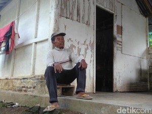 Mbah Waki, Hidup Sendirian di Bekas Penyimpanan Keranda Mayat