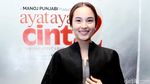Lihat Senyum Chelsea Islan Bikin Sejuk Lho!