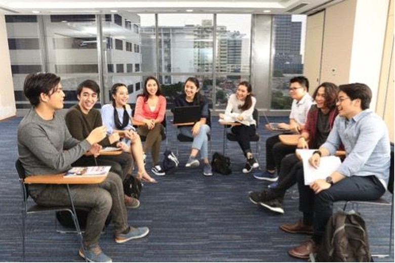 Tak Mau Jadi Pengangguran? Yuk! Pilih Universitas yang Tepat Tak Mau Jadi Pengangguran? Yuk! Pilih Universitas yang Tepat