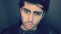 Atau penampilannya sebagai Zayn Malik. (Dok. Instagram/itlookslikekilled)