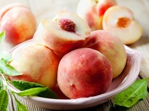 Nyobain Segar-Manisnya Dessert Dari Buah Peach Korea