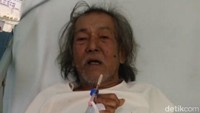 Udjan Susanto (74) kini dirawat di lantai 7 RSUD Tarakan, Jakarta Pusat, tepatnya di Ruang Dahlia 3705. Kondisinya sudah jauh lebih baik. Dia diketahui menderita diabetes. dok @s.wennylie/Instagram