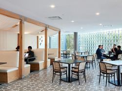 Kantor Keren Airbnb, Startup yang Bikin Hotel Ketar Ketir