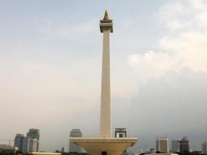 Sarat Muatan Politis, Pemprov Diminta Kaji Ulang Tarawih di Monas