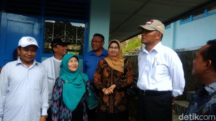 Mendikbud akan Bangun Ruang Kelas Baru Sekolah Terdampak Banjir