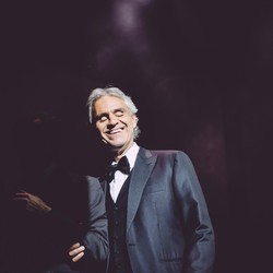 Seruan Boikot Konser Andrea Bocelli karena Dukung Israel