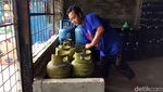Harap Cemas Pedagang Menanti Kiriman Elpiji 3 Kg