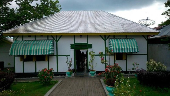 rumah bung karno di ende