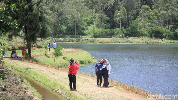 Suasana di Sungai Citarum